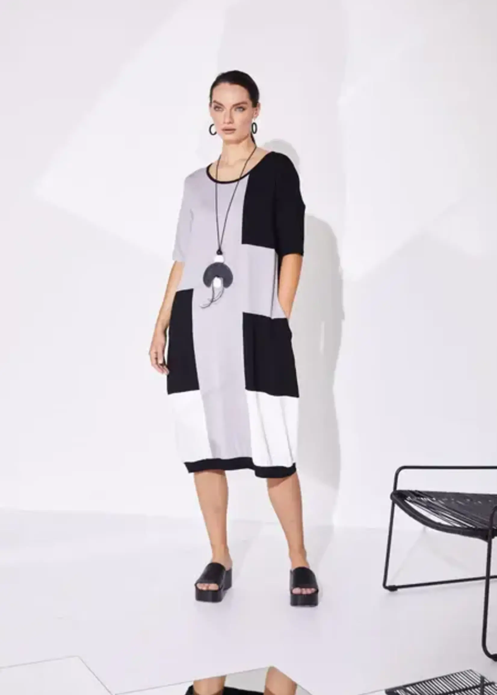 NAYA Colour-block tulip hem dress