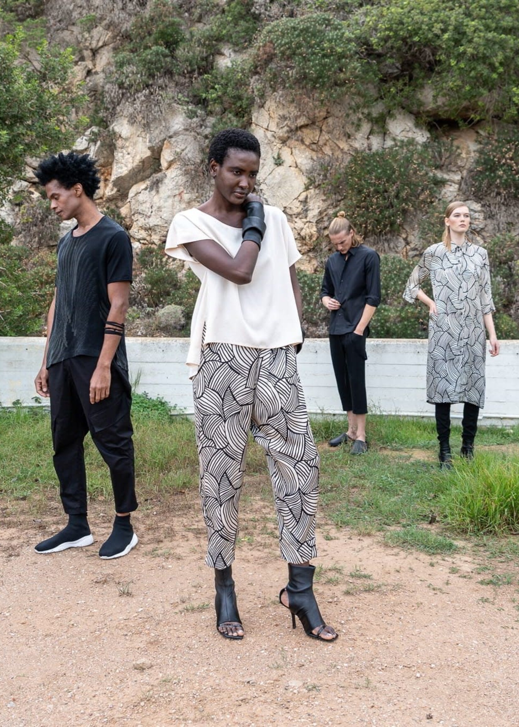 Lotus Eaters Culotte linen print pant