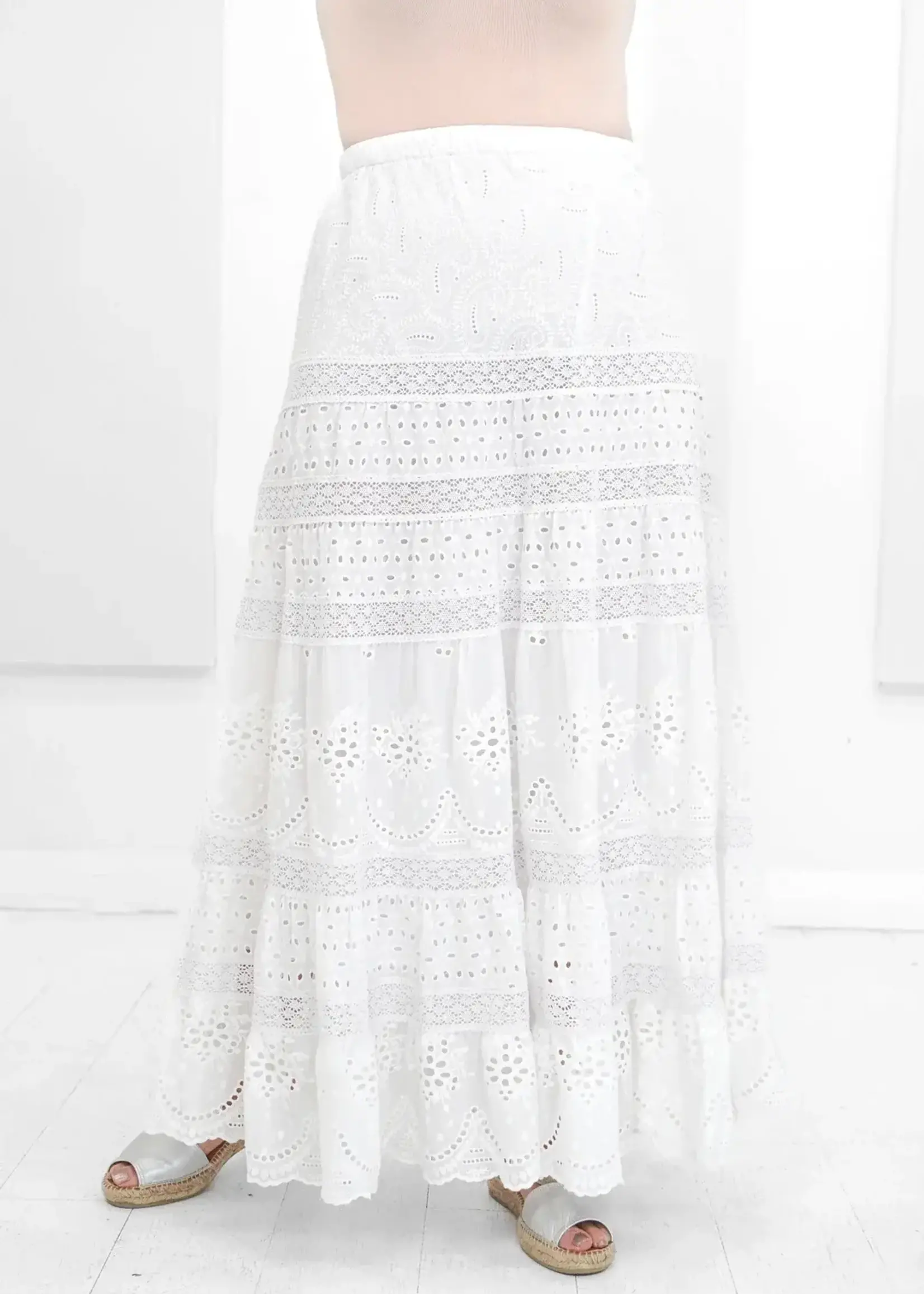 Carre Noir Tiered eyelet maxi skirt