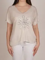 Angela Mara Sequin Daisy v-neck tee