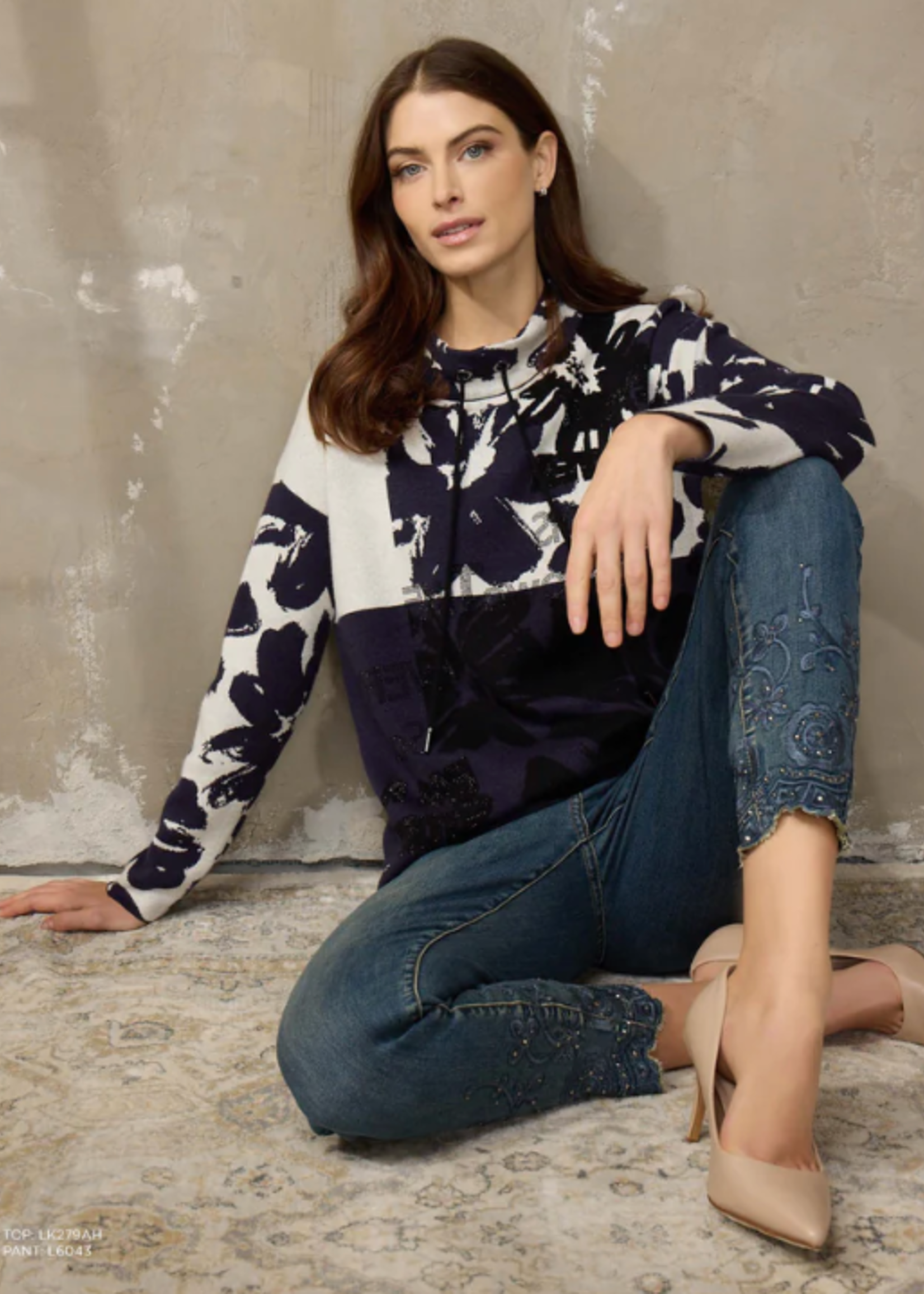 Picadilly Embroidered scallop hem jean