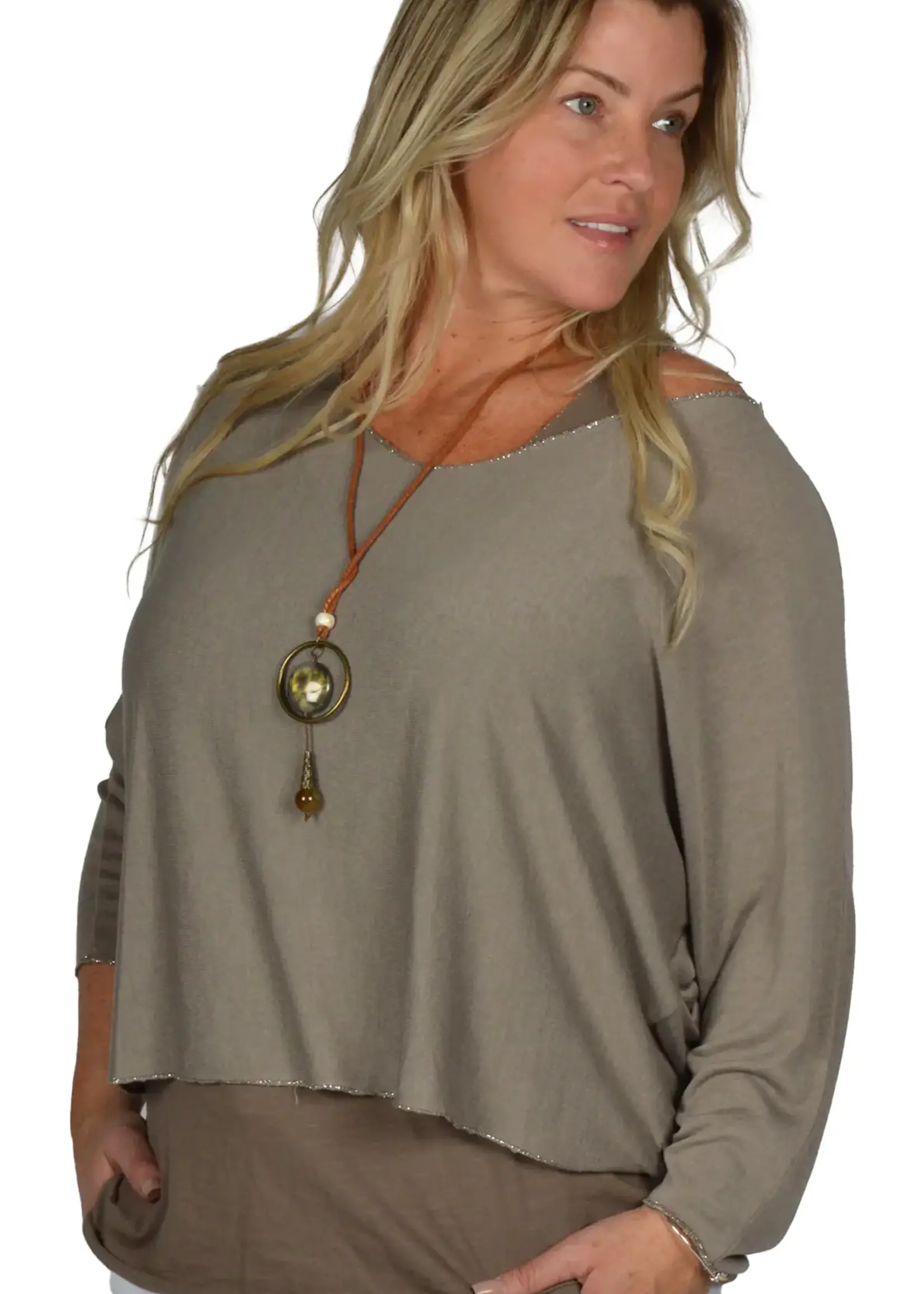 Made in italy Double lined top w/ Necklace