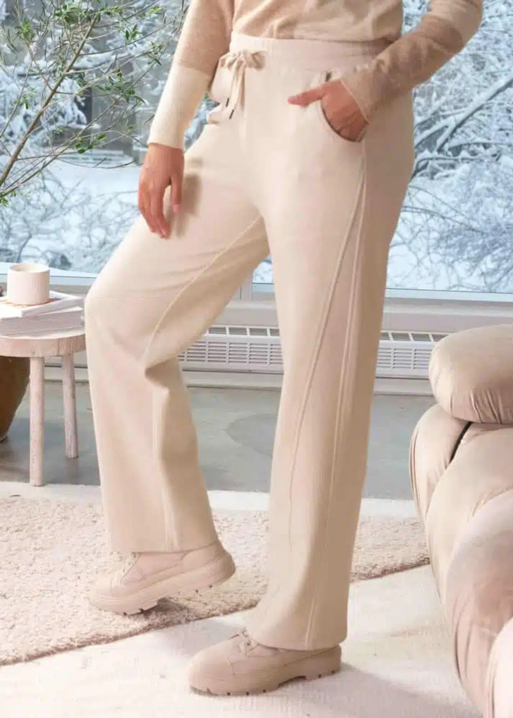 Alison Sheri Soft knit drawstring pant