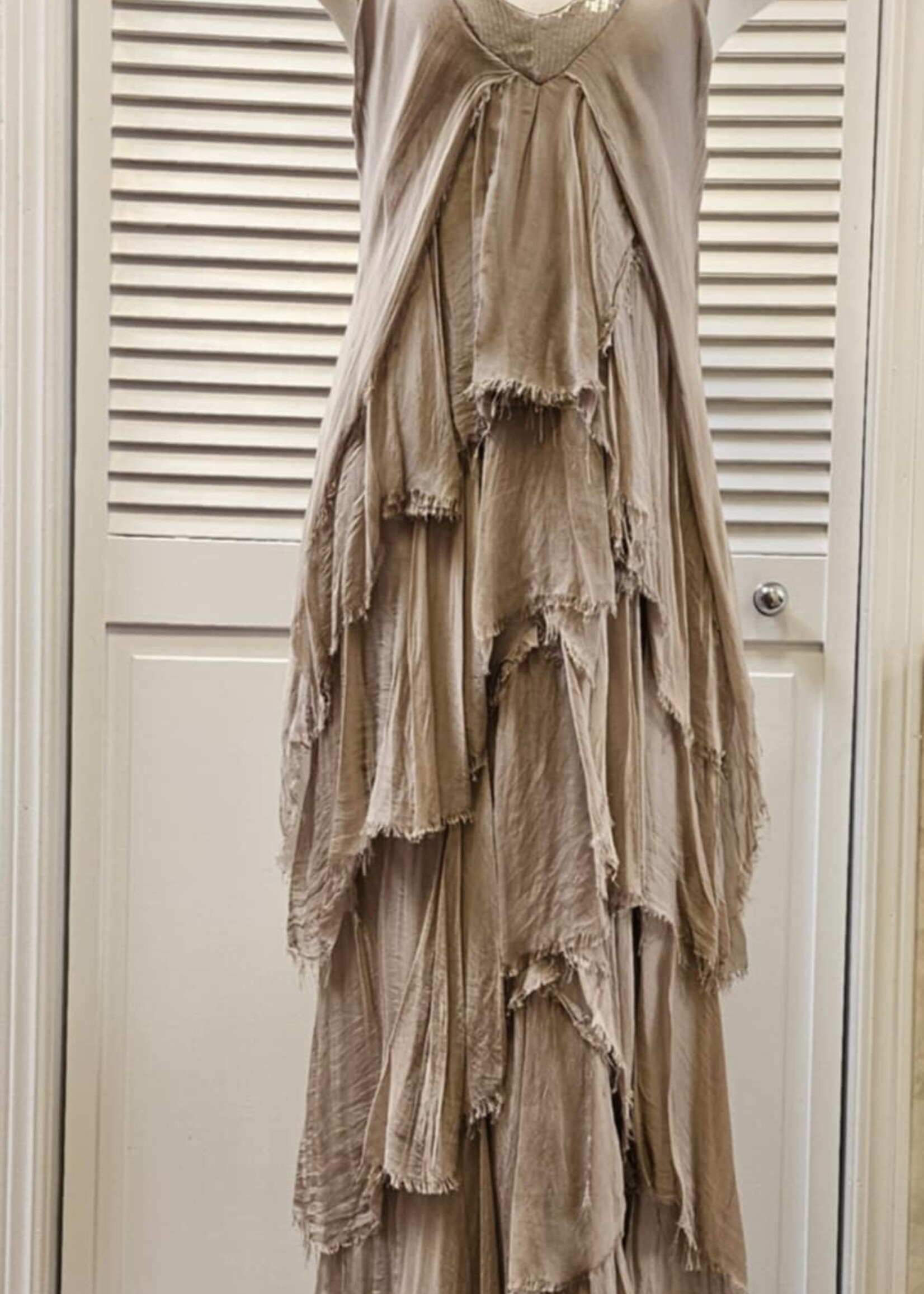 Angela Mara Linen tiered maxi dress
