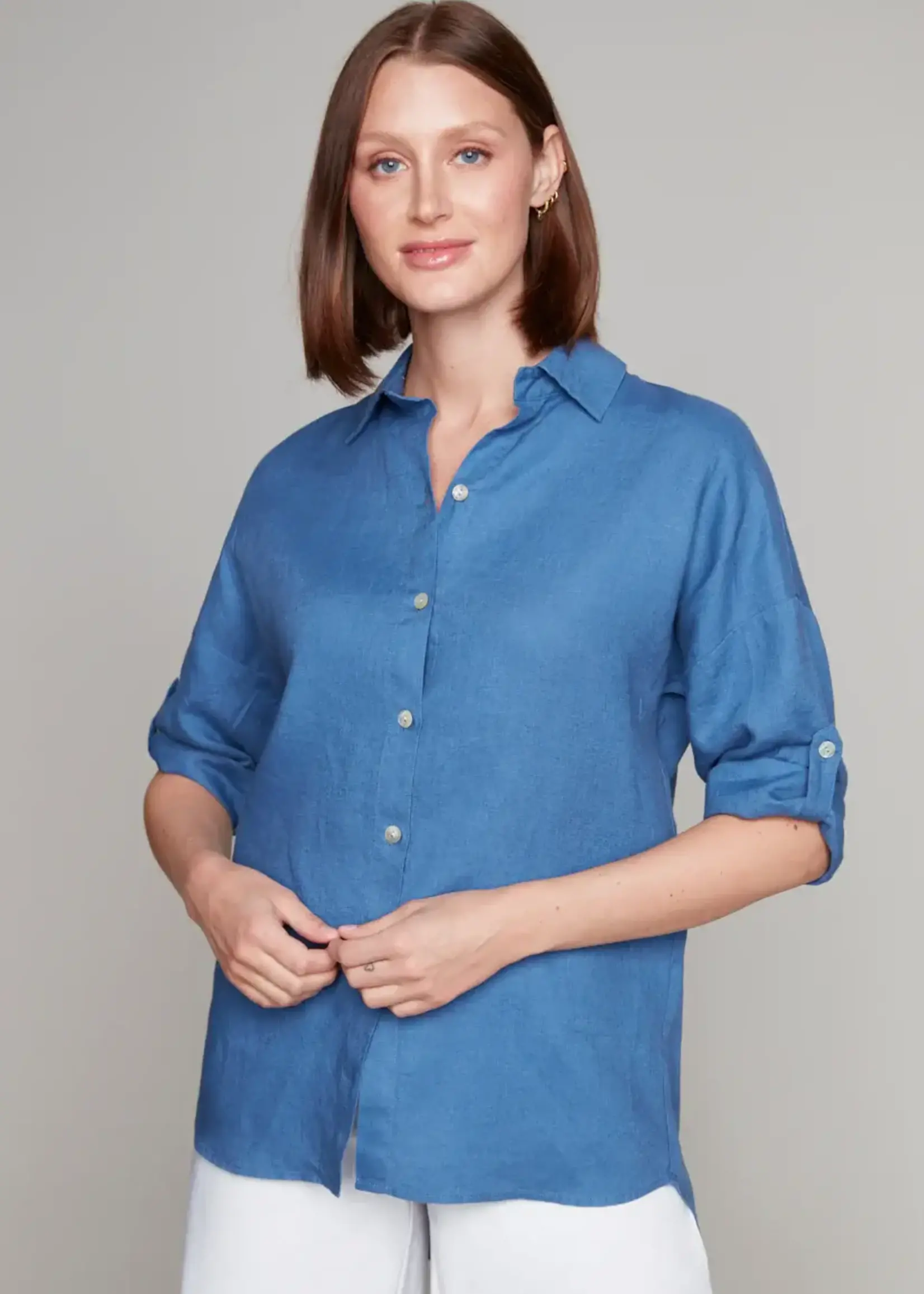 Carre Noir Linen 3/4 Sleeve Blouse