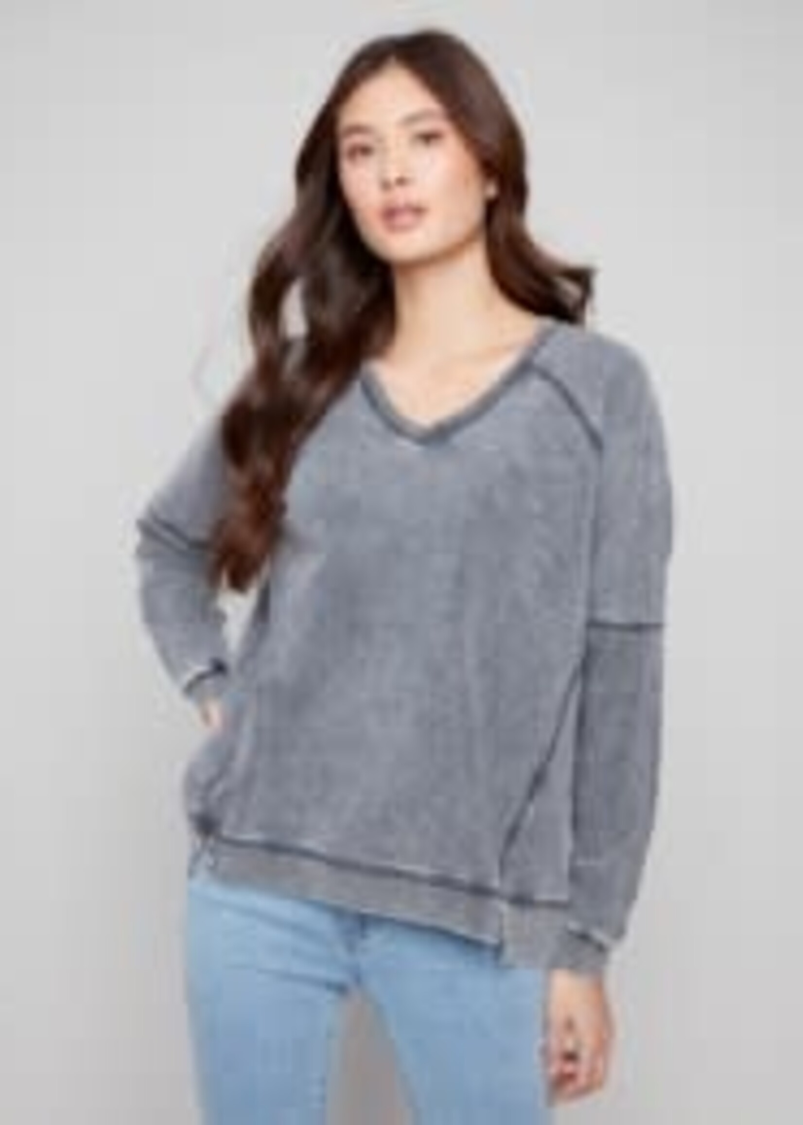 Charlie B V-Neck Raglan Sleeves Top