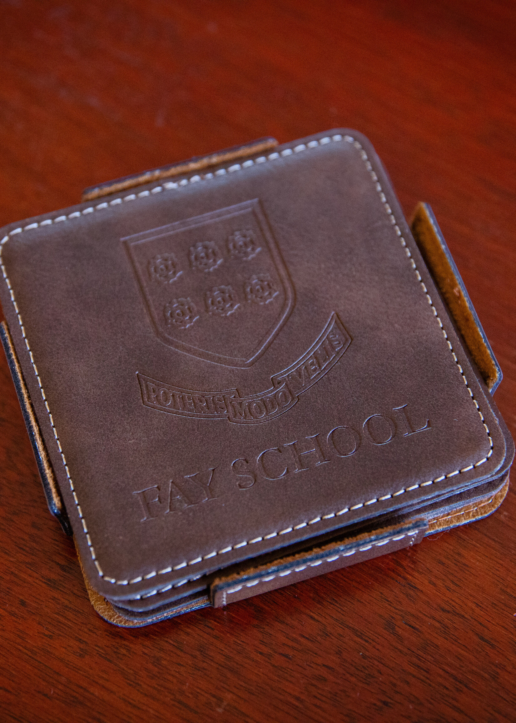 Leather embossed coaster set BROWN