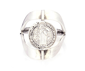 925-st-benedict-latin-spinner-