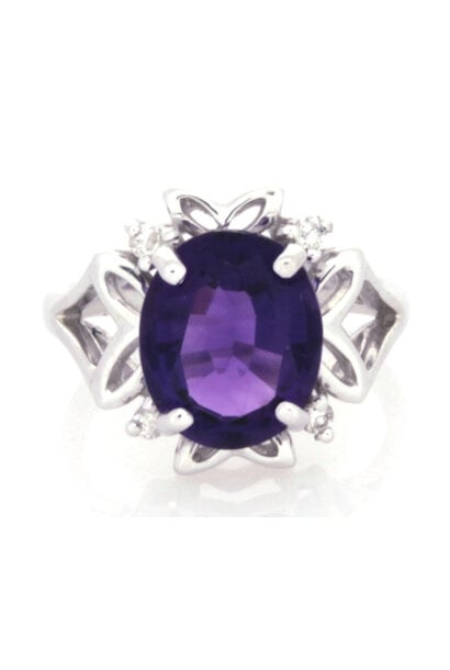 10K White Gold Amethyst and Diamond Ring (sz 5 1/2)