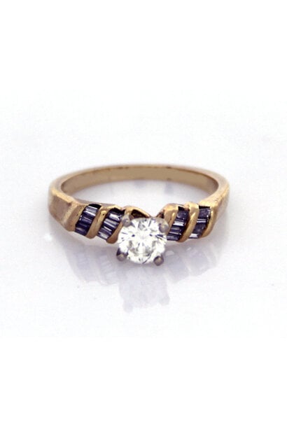 14K Yellow Gold Vintage Diamond Ring (sz 7)