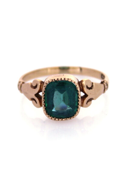 10K Yellow Gold Tourmaline Ring (sz 6 1/4)
