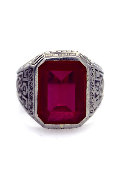 10K White Gold Mens Red Sapphire Ring (sz 10 3/4)