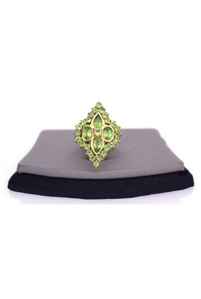 10K Yellow Gold Peridot Cocktail Ring (sz 6)