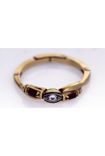 10K Yellow Gold Diamond & Ruby Ring with Arthritic Shank (sz 8)