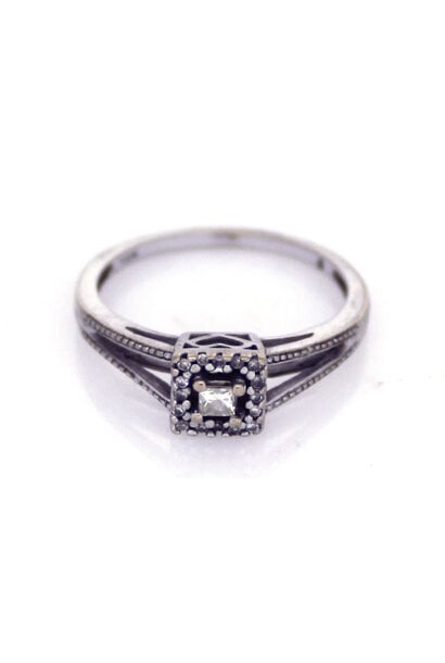 10K White Gold Princess-Cut Halo Diamond Ring (sz 6 3/4)