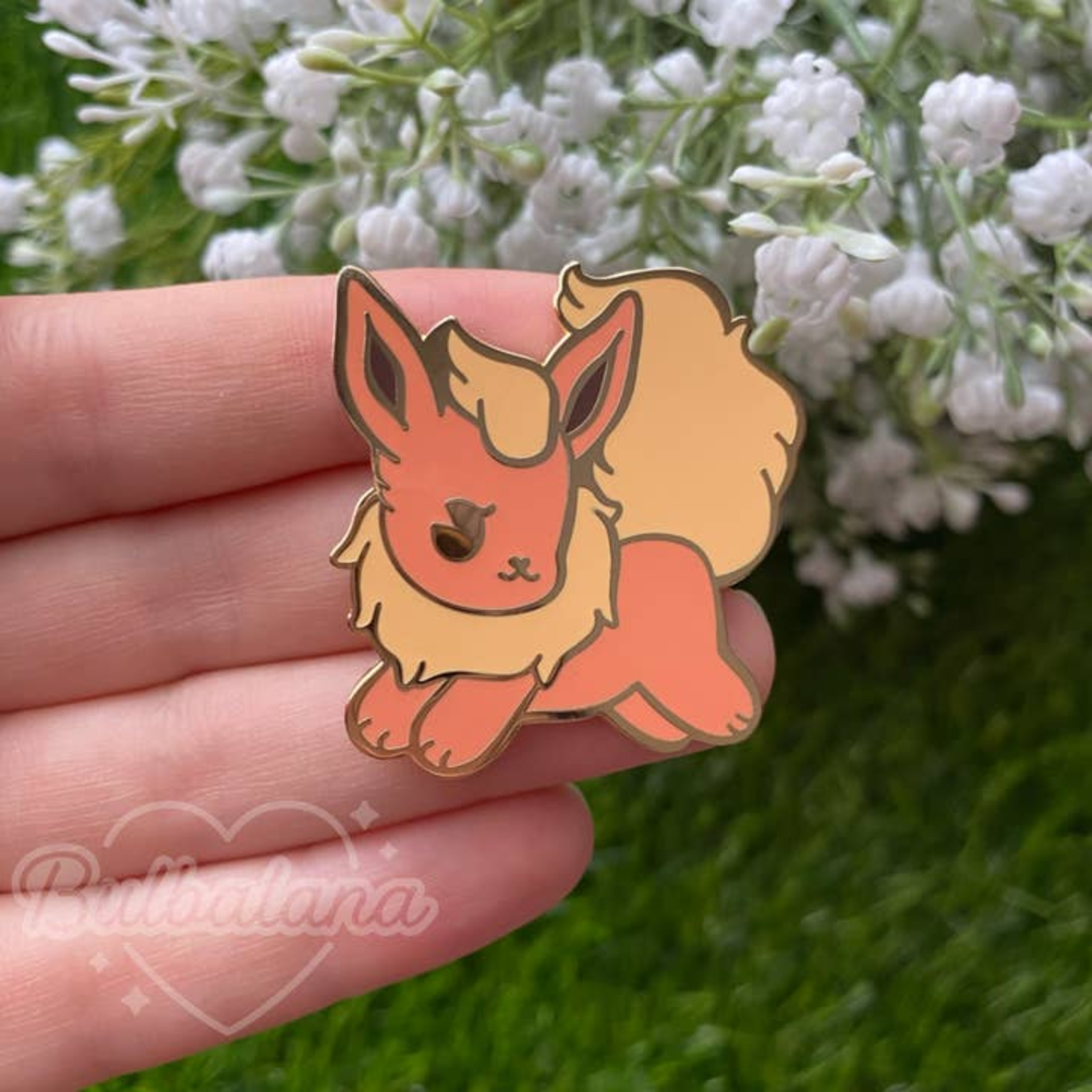 Bulbalana Flareon Enamel Pin