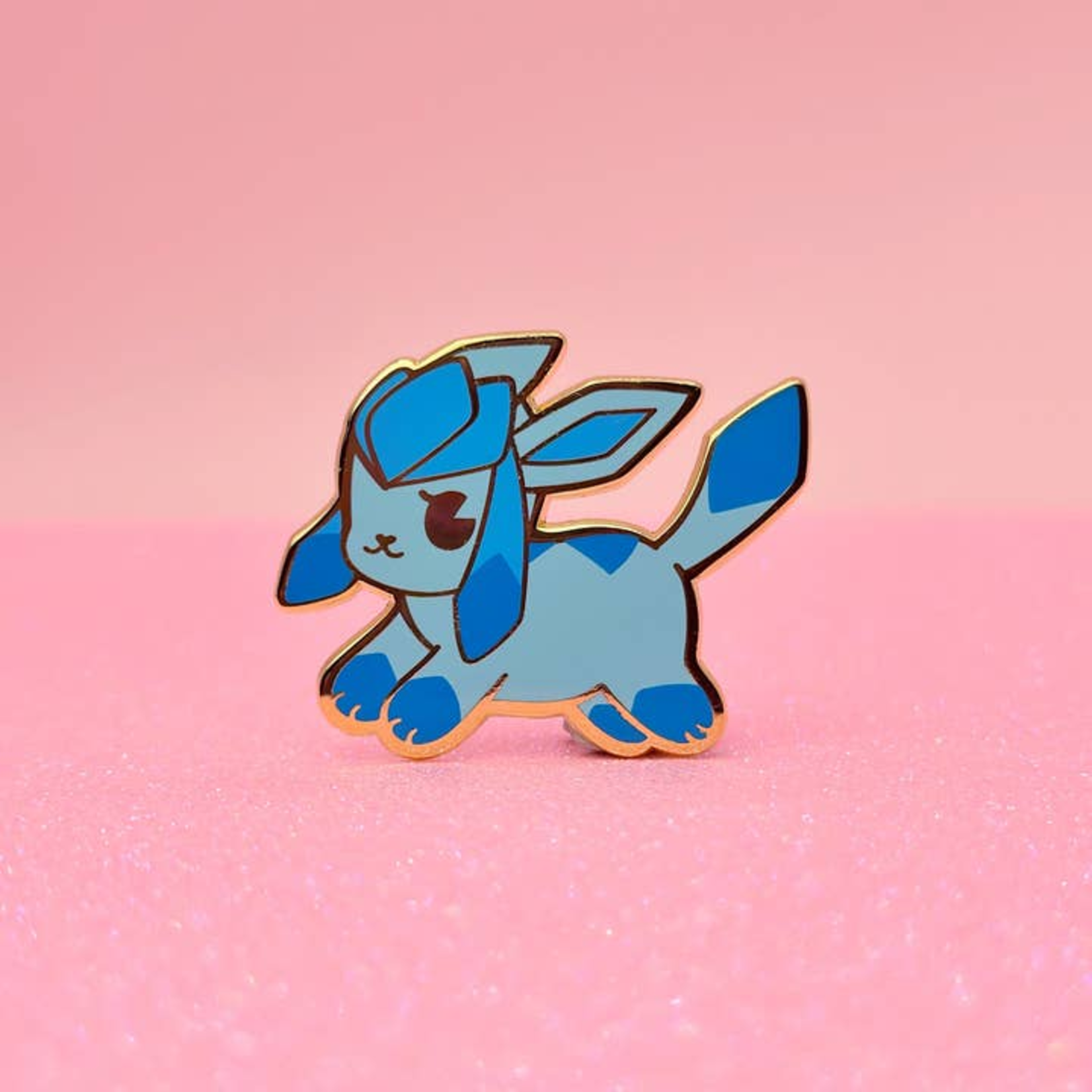 Bulbalana Glaceon Enamel Pin