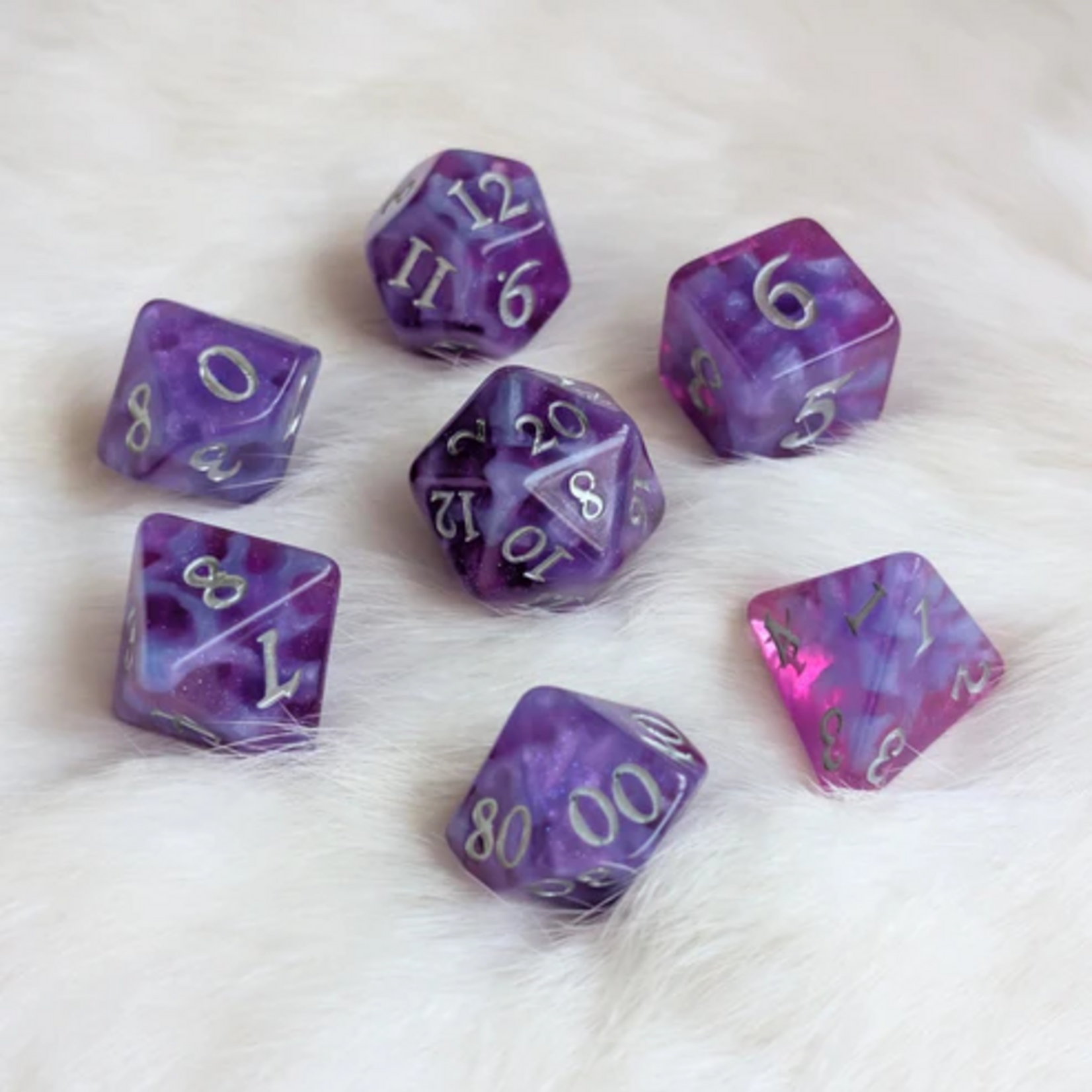 Fennek and Finch Witch Bolt Fuchsia Purple Polyhedral 7 die set