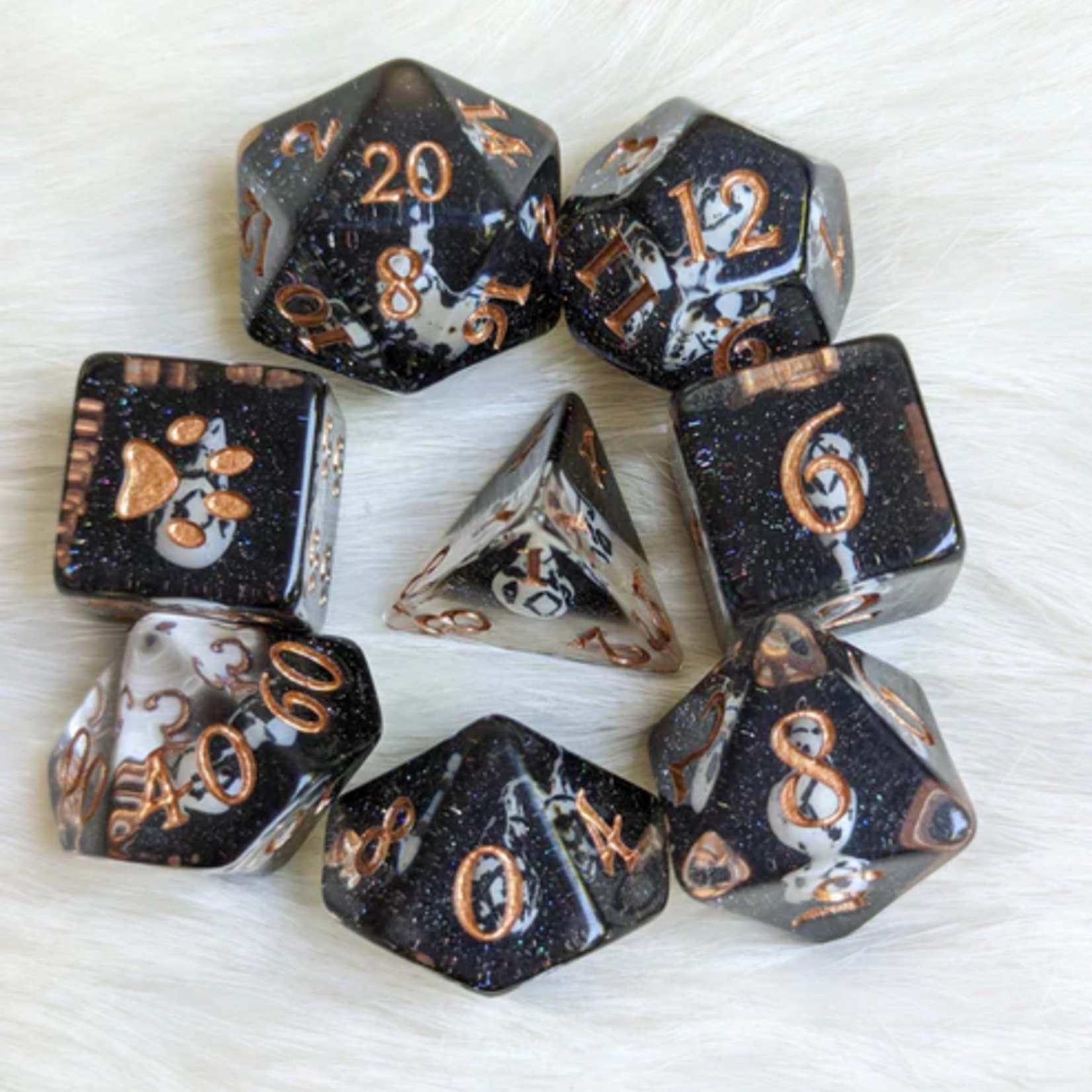 Fennek and Finch Mementos Bird Skull Raven Queen Polyhedral 8 die set