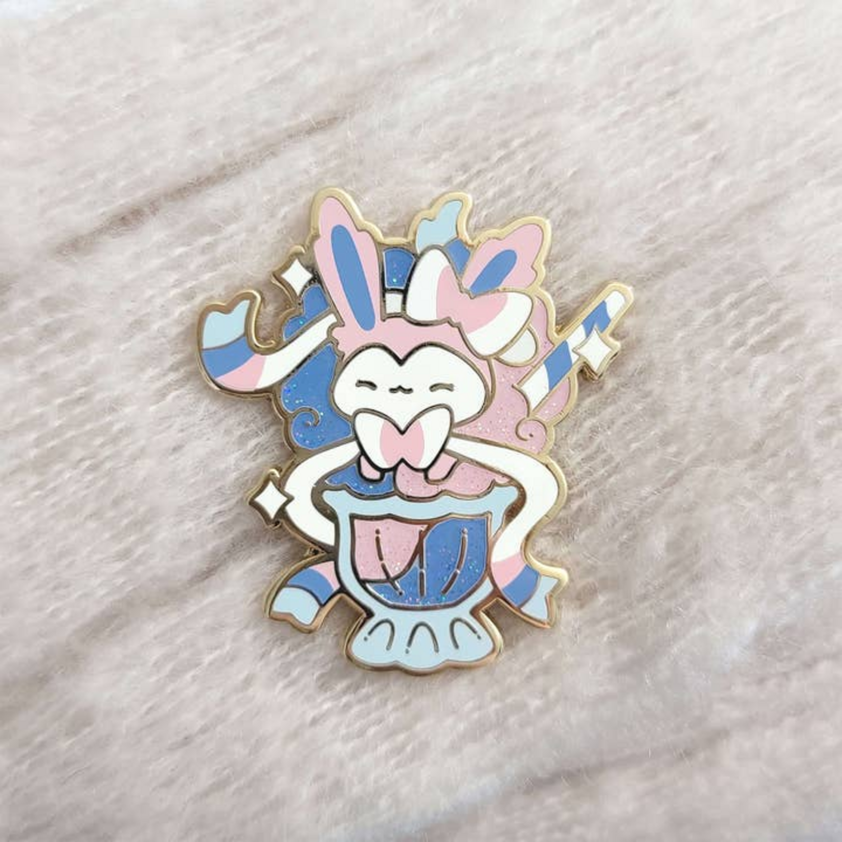 Xhilyn Cotton Candy Sundae Sylveon Eevee Enamel Pin Shiny Blue Fur