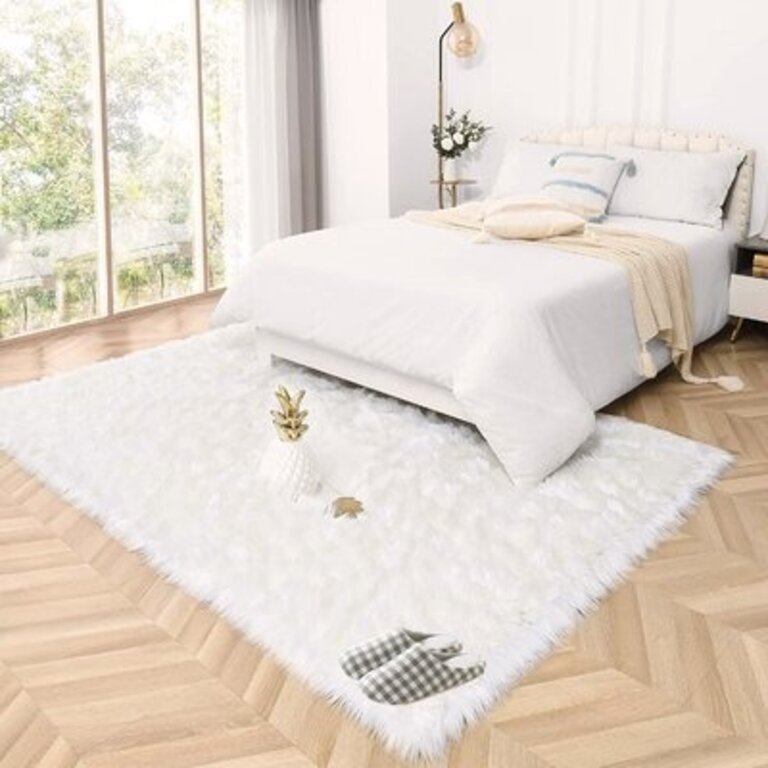 White Faux Sheepskin Fur Area Rug Soft Fluffy Rugs, Shag Plush Carpet Faux Fur Rug For Bedroom Floor Rug Size: Rectangle 8’ x 10’