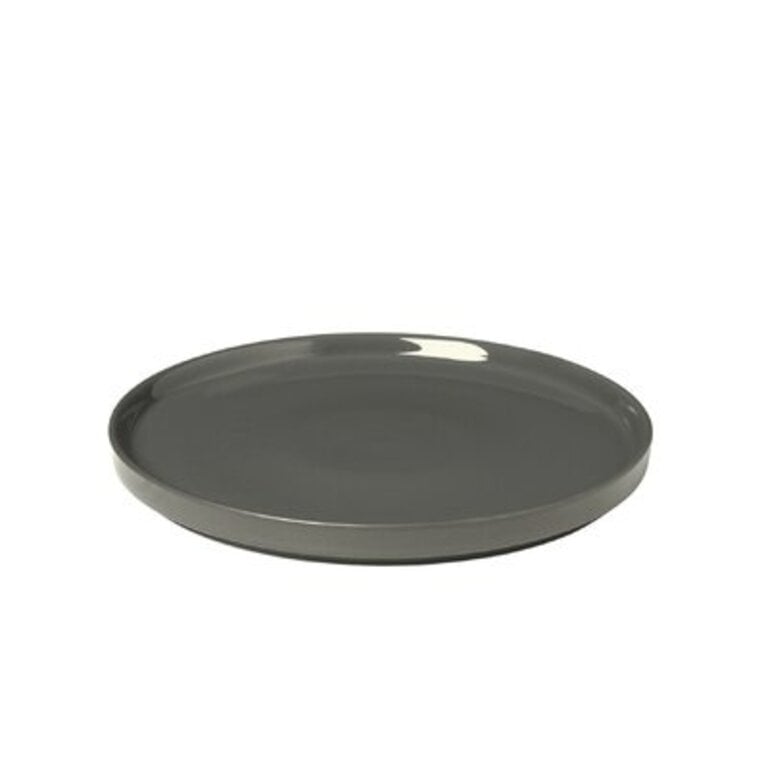 Pilar 8" Dessert Plate Color: Pewter