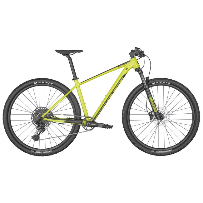 Scott 22 Scale 970 Yellow M