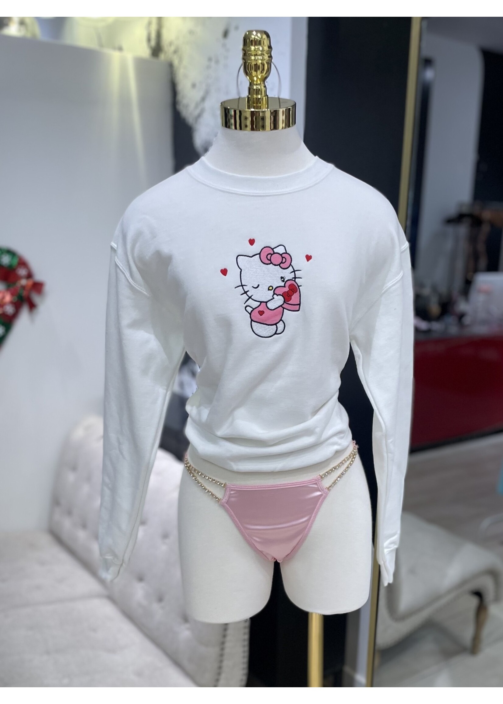 LEXISSBOUTIQUE XOXO Hello Kitty Embroidered Crewneck