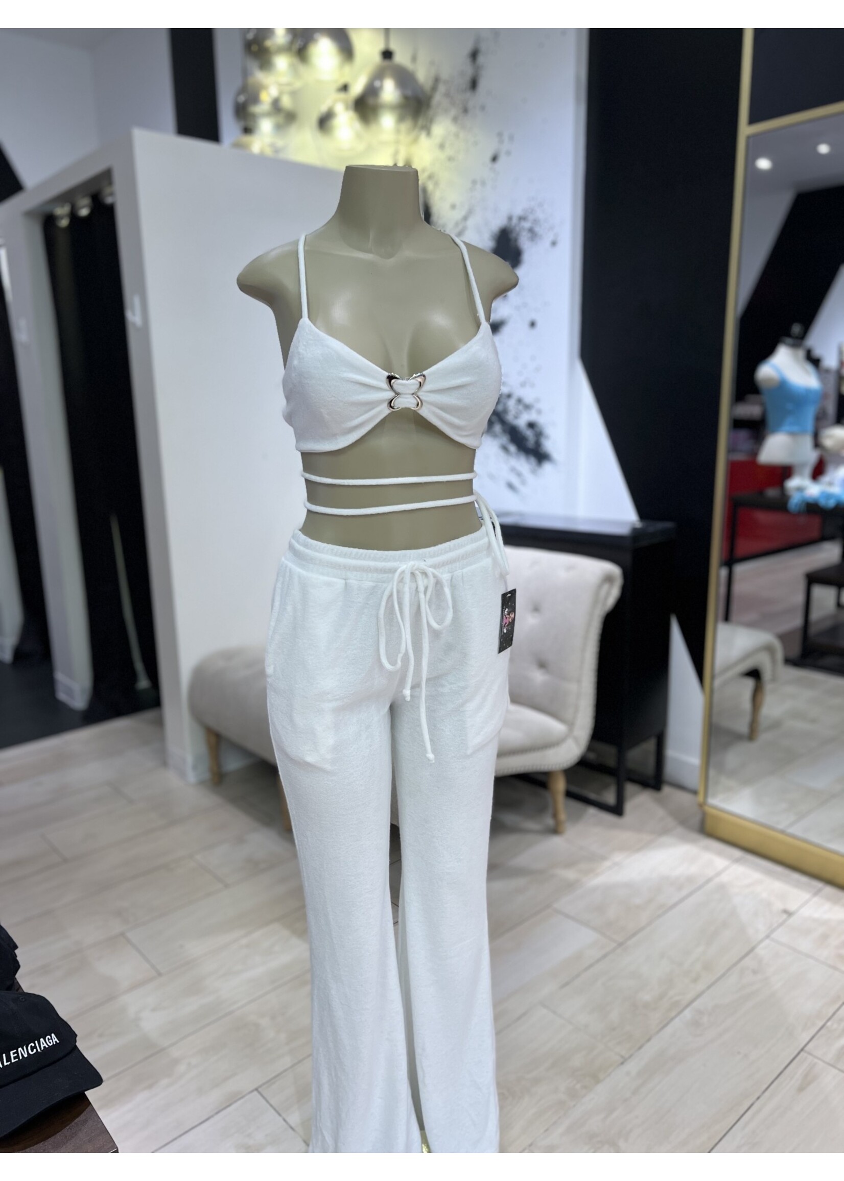 LEXISSBOUTIQUE Velour Bell Bottom Pant  Set