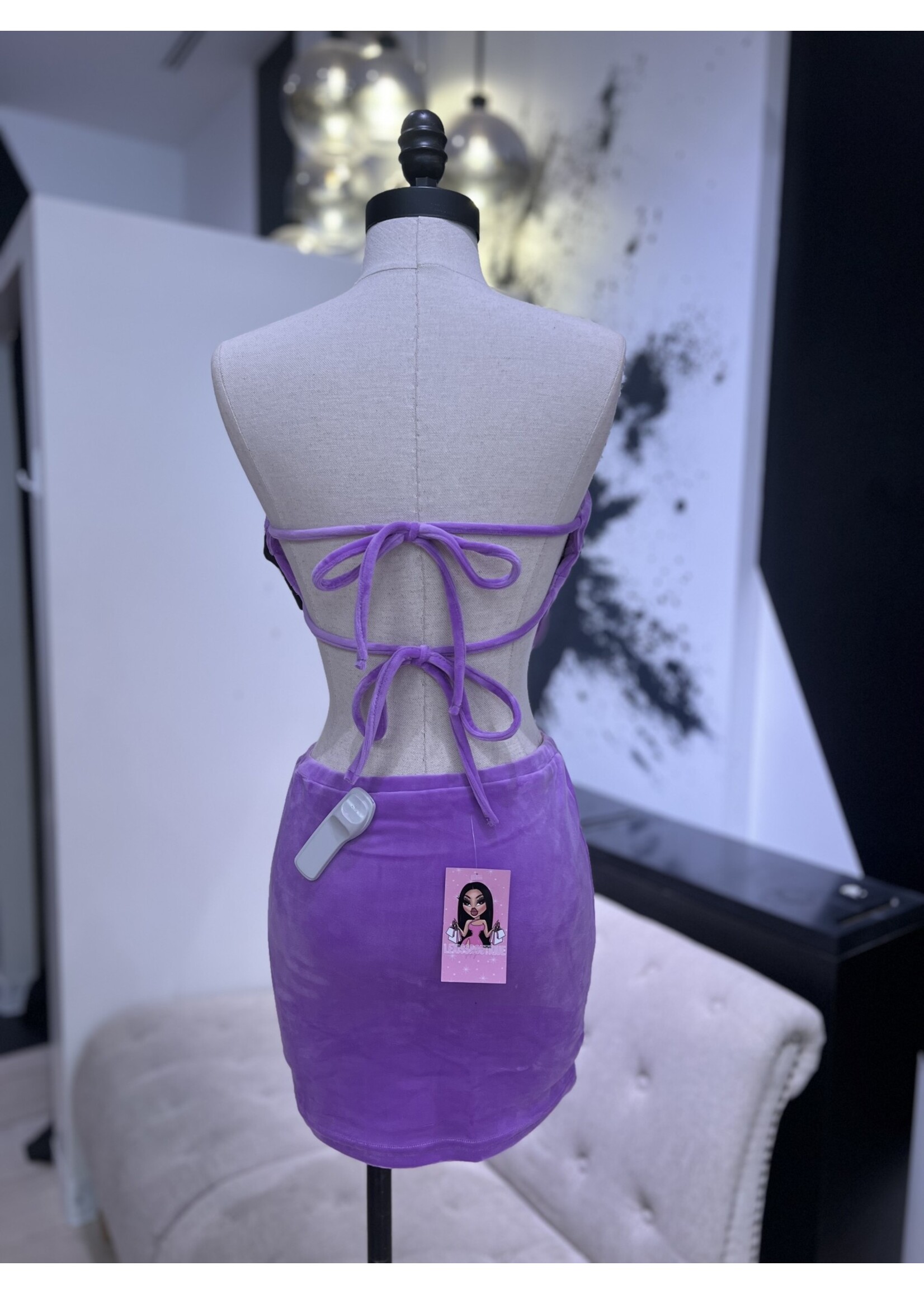 LEXISSBOUTIQUE velvet bling heart back tie top & skirt set