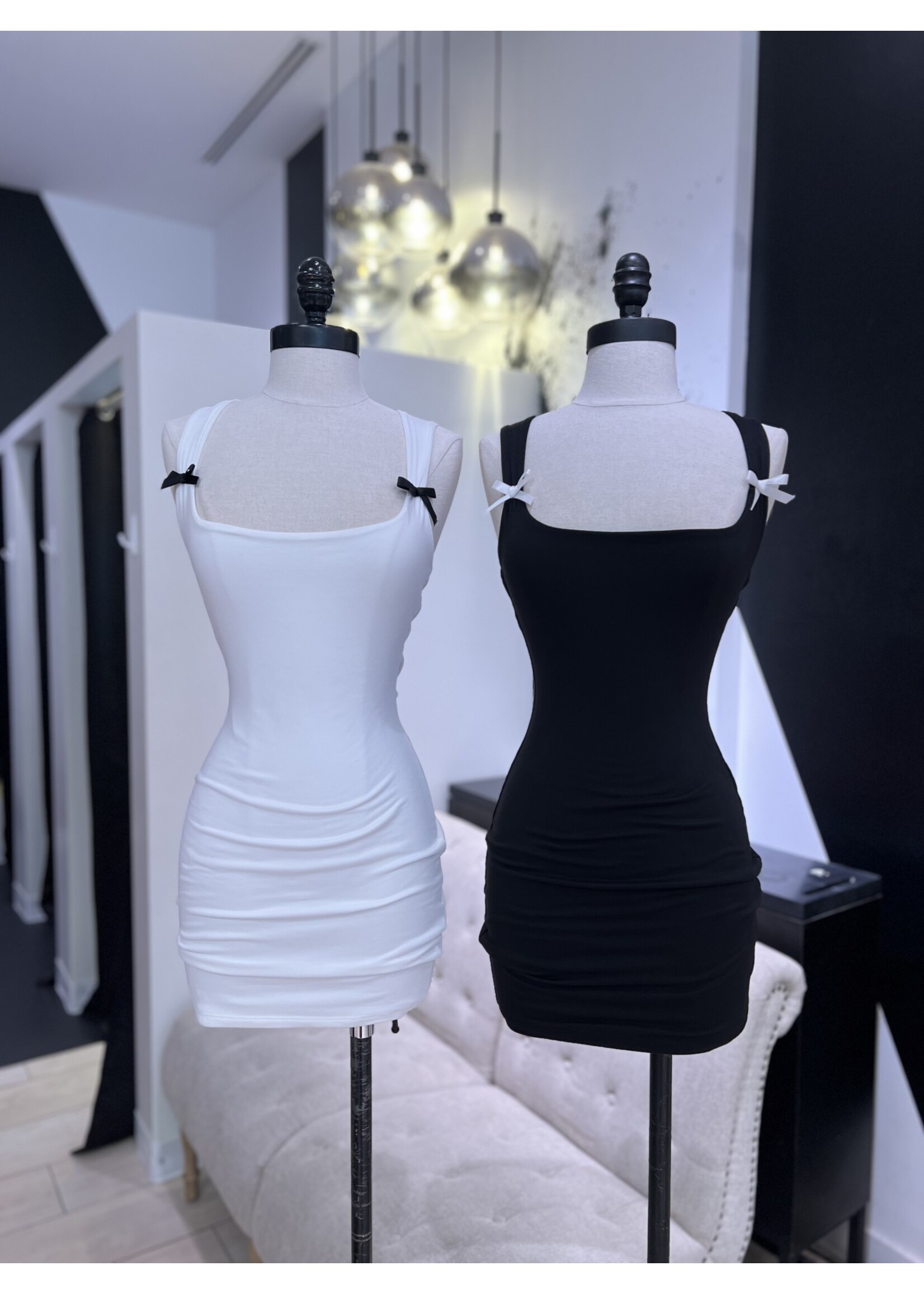 LEXISSBOUTIQUE Iris Bow Mini Dress