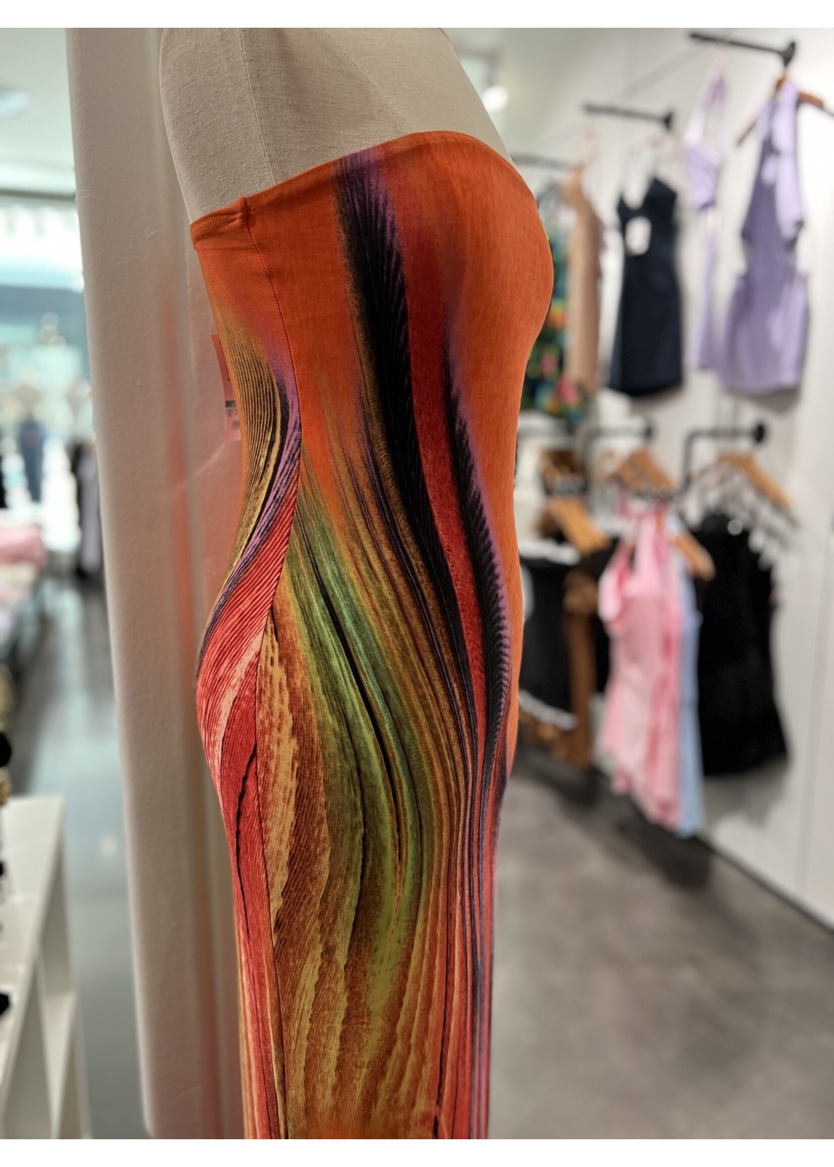 LEXISSBOUTIQUE sleeveless color brushed print tube dress