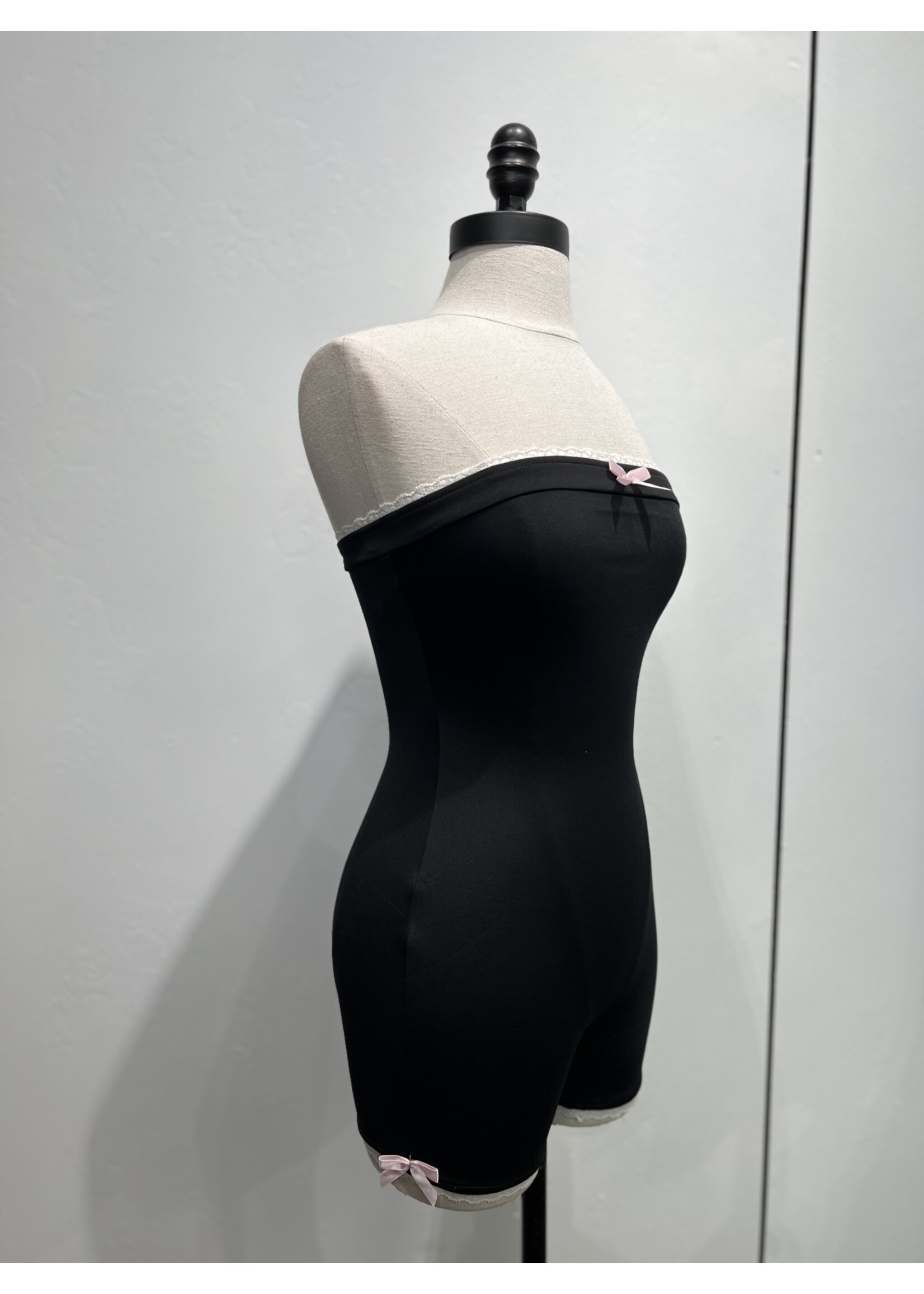 LEXISSBOUTIQUE Fresita Romper