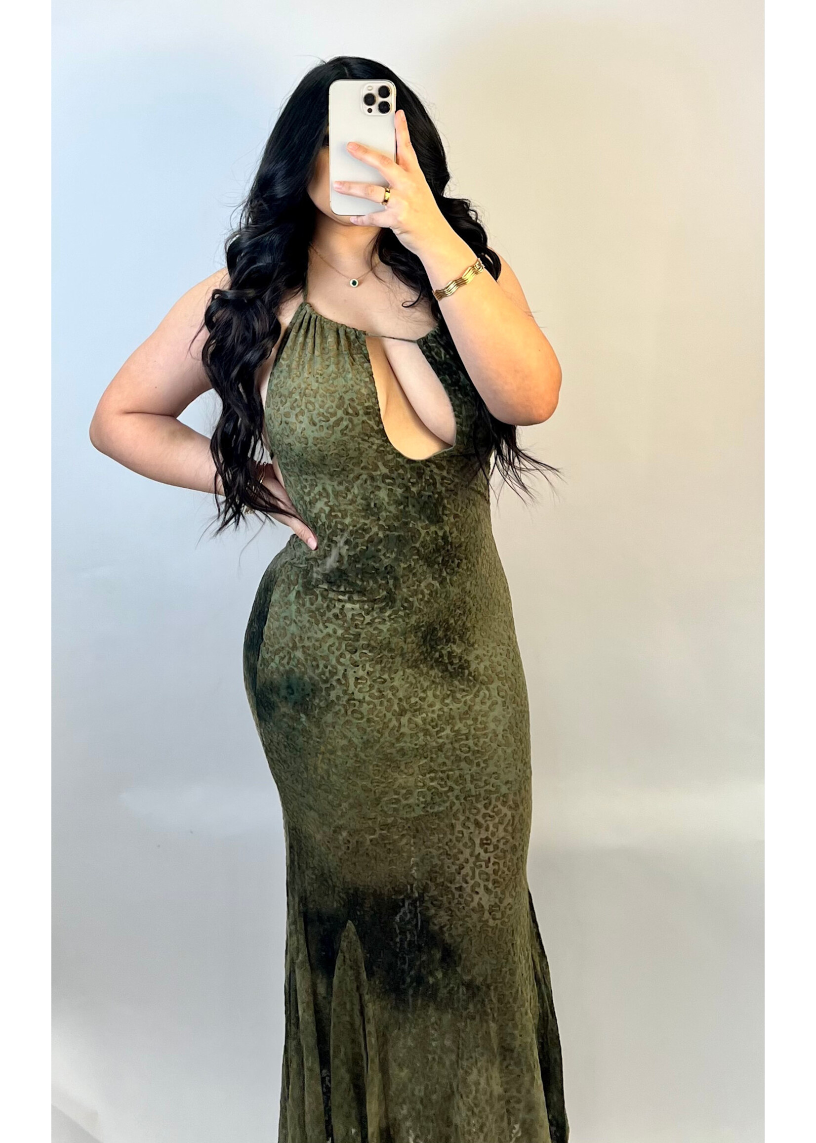 LEXISSBOUTIQUE Verde Maxi Dress