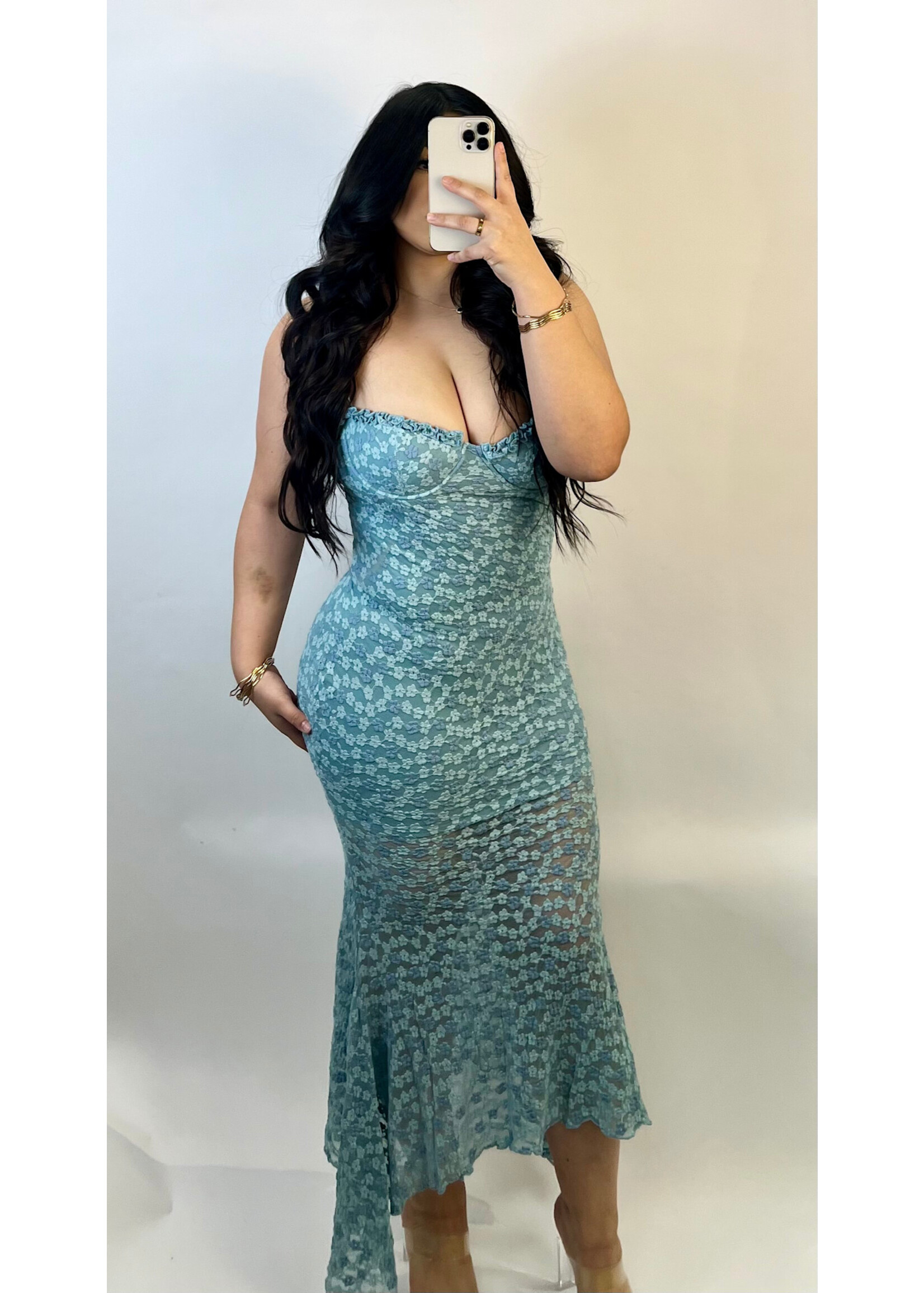 LEXISSBOUTIQUE Aini Maxi Dress