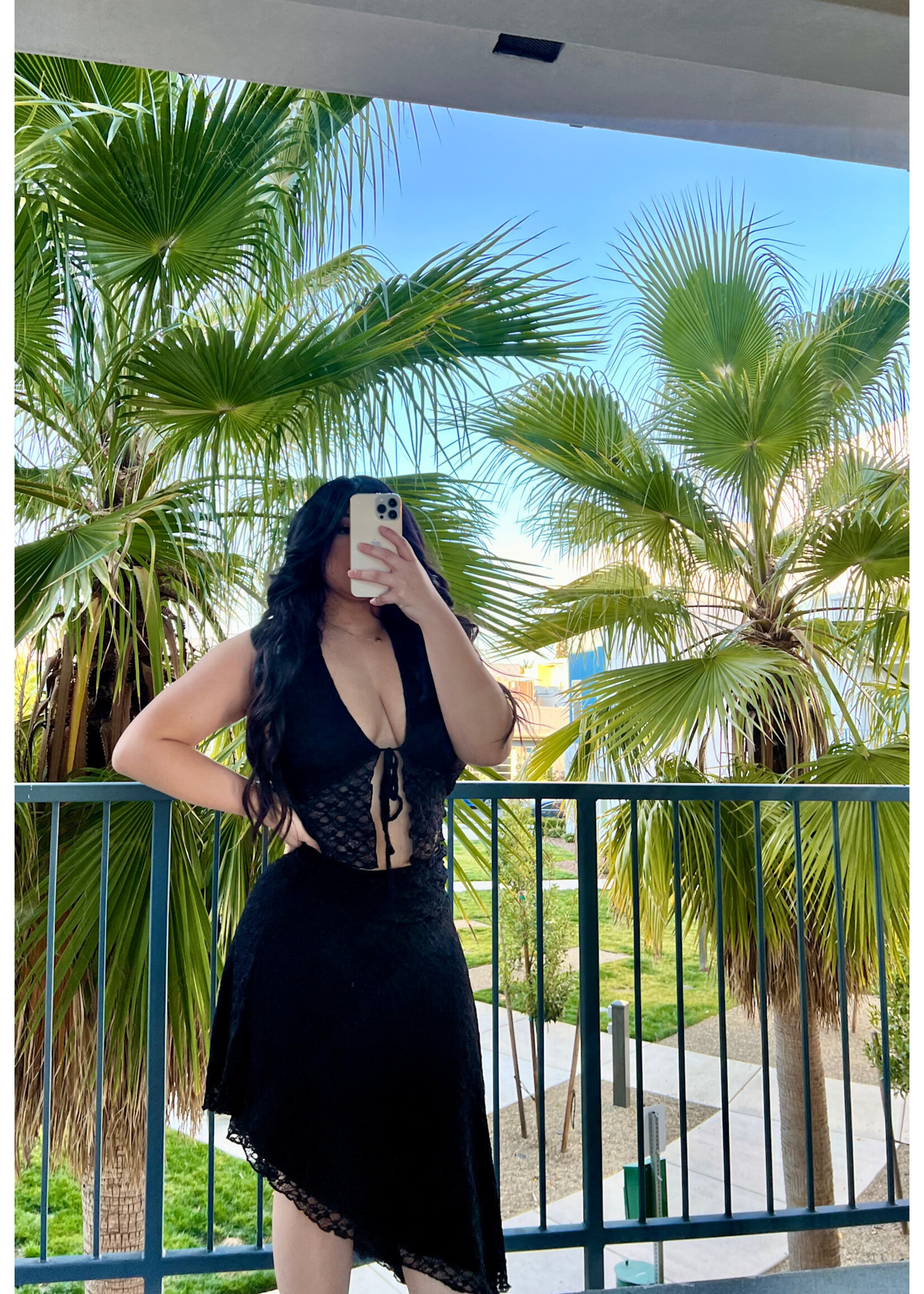 LEXISSBOUTIQUE April Set