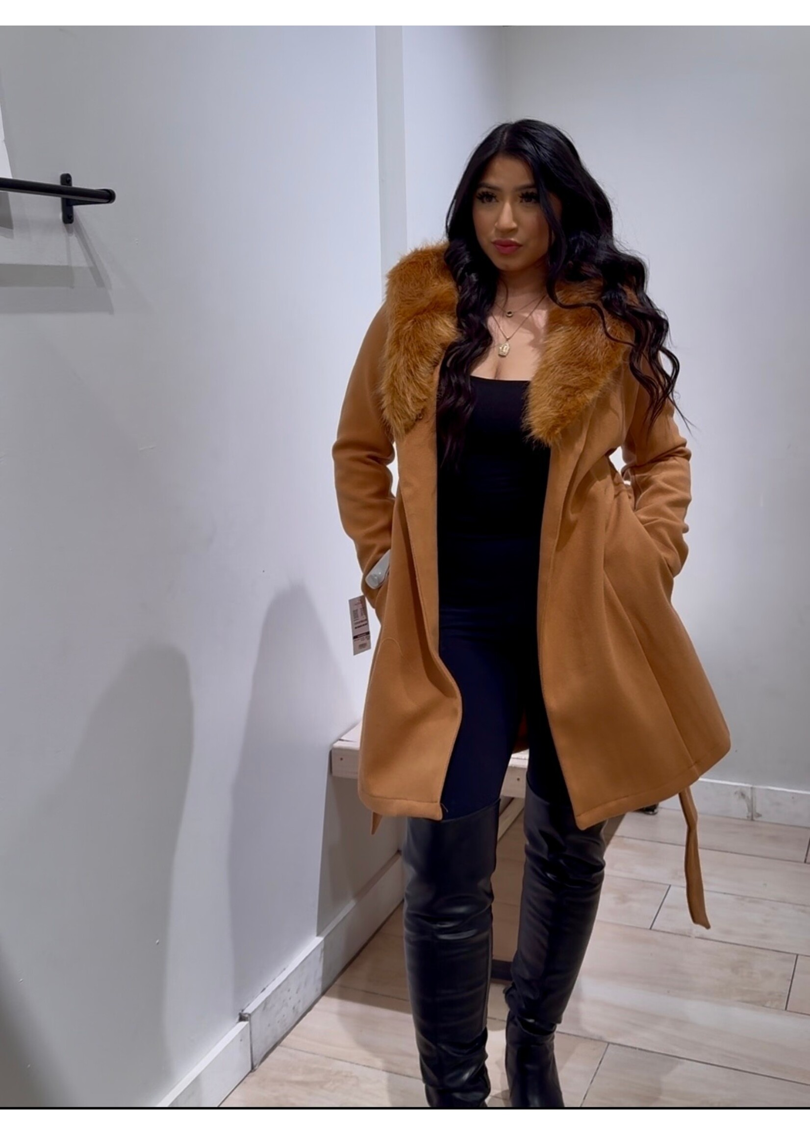LEXISSBOUTIQUE Johana Fur collar Jacket FINAL SALE
