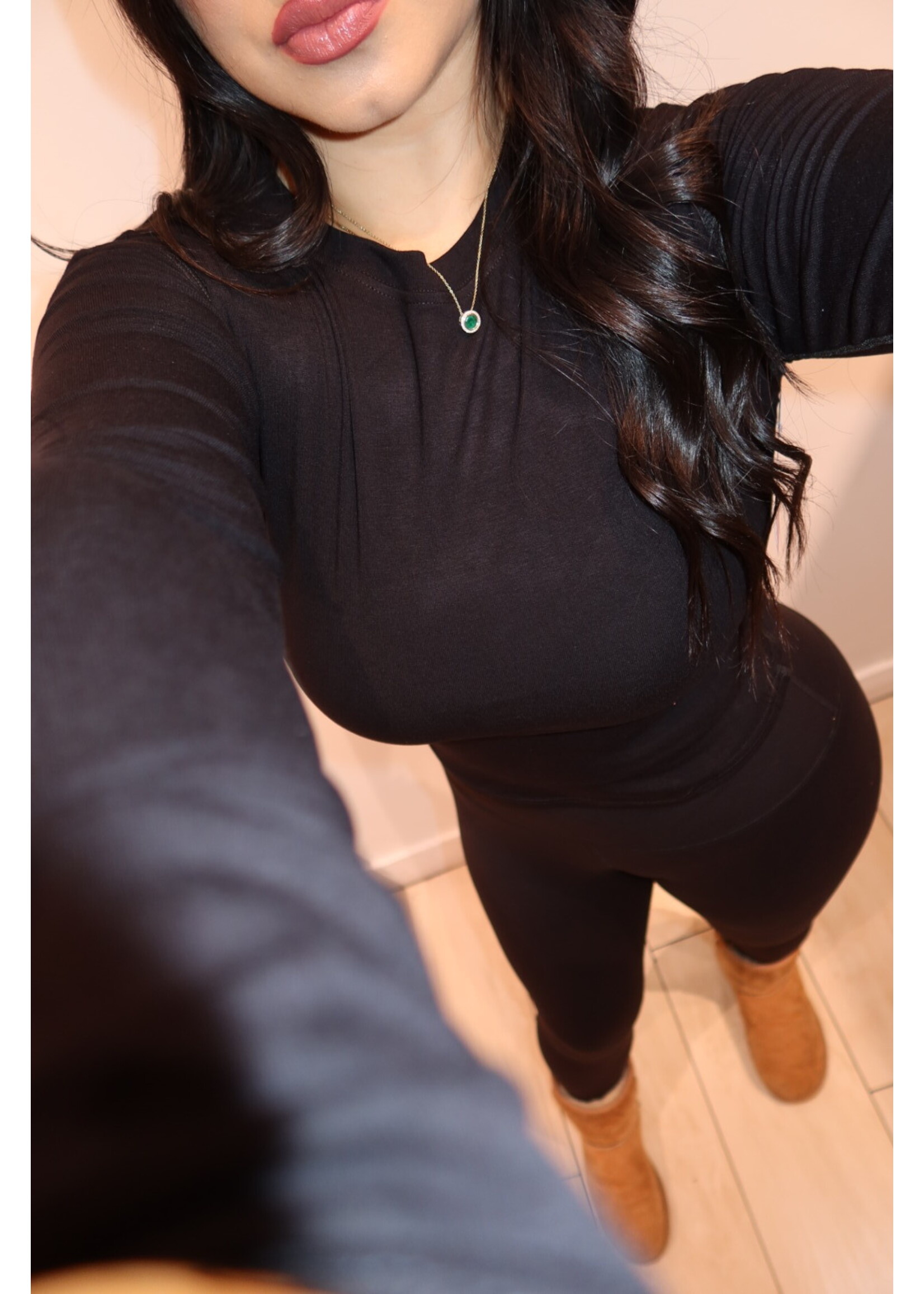 LEXISSBOUTIQUE Ribbed Crewneck Long Sleeve Top