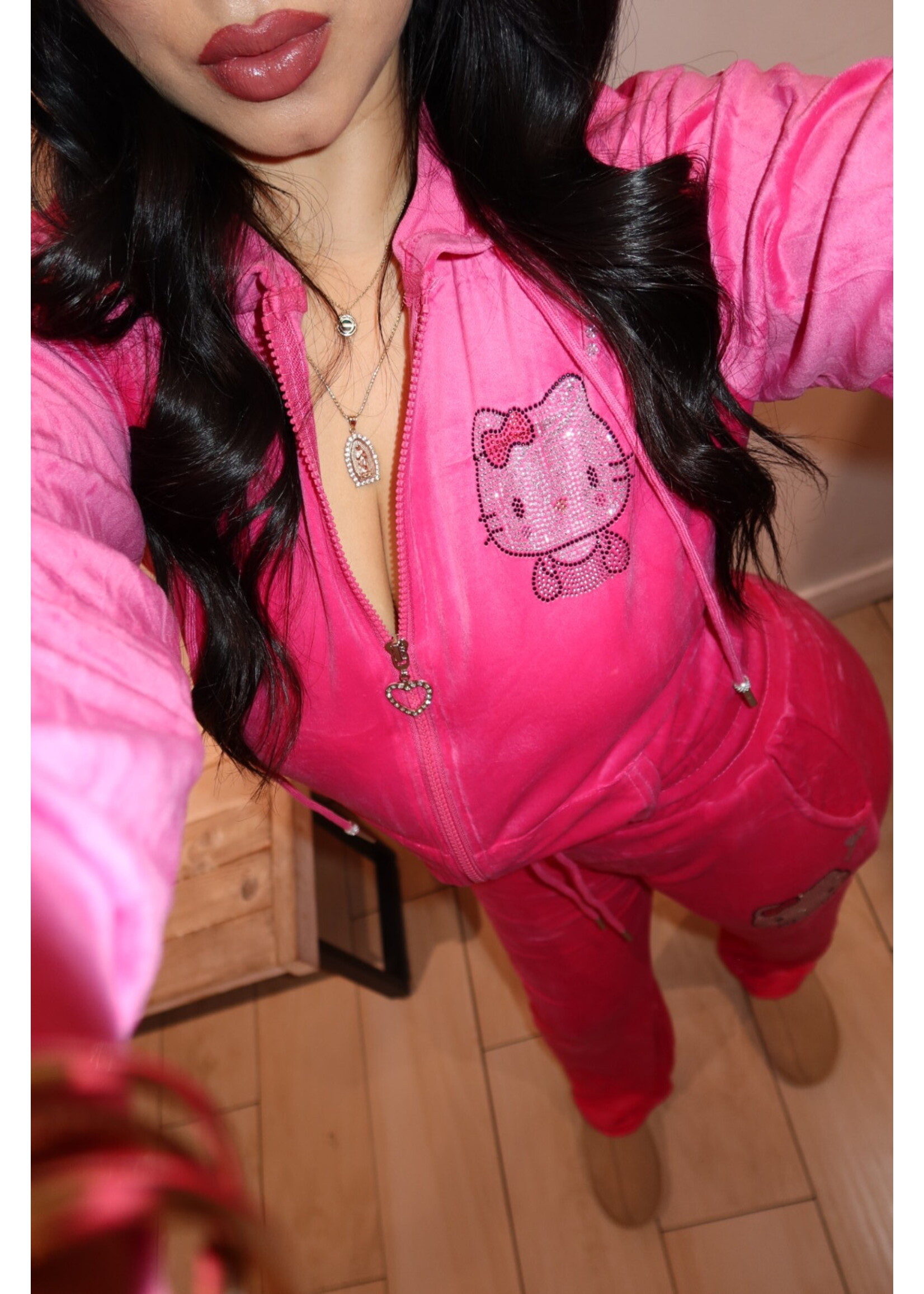 LEXISSBOUTIQUE Kitty Velour Pants Set