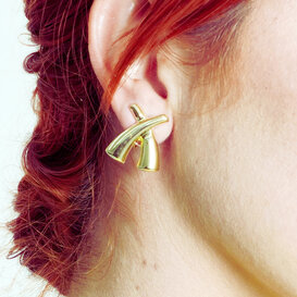 ARETES FORMA DE CRUZ  - Oro Sólido 10K