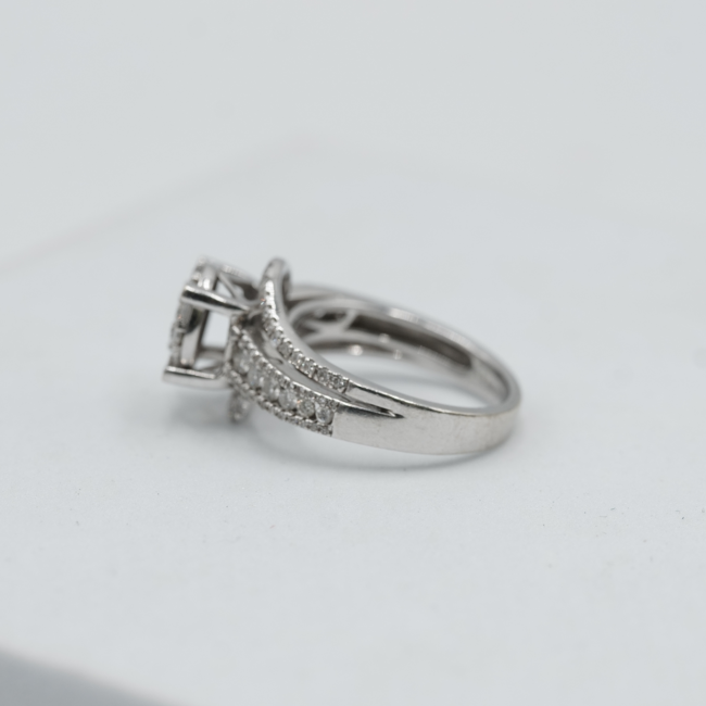 Diamonds Ring - White Gold - Solid Gold 10K
