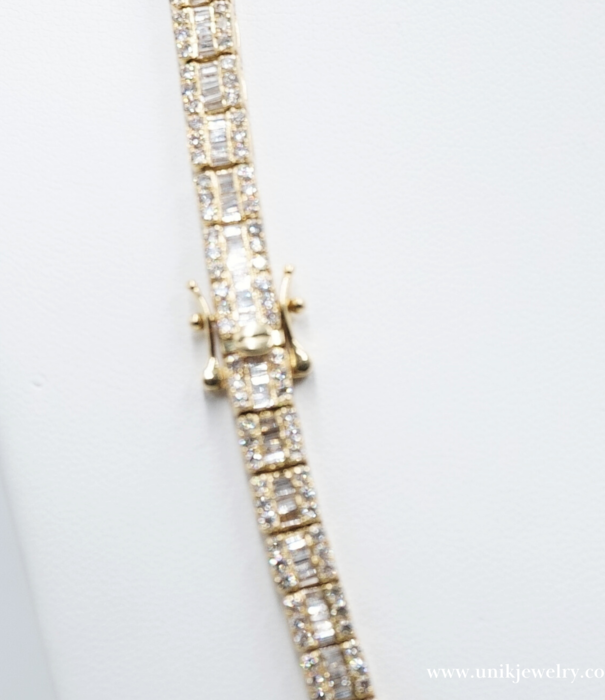 5.5 MM - Tennis Chain - 10K - 22¨ - Baguette Diamonds