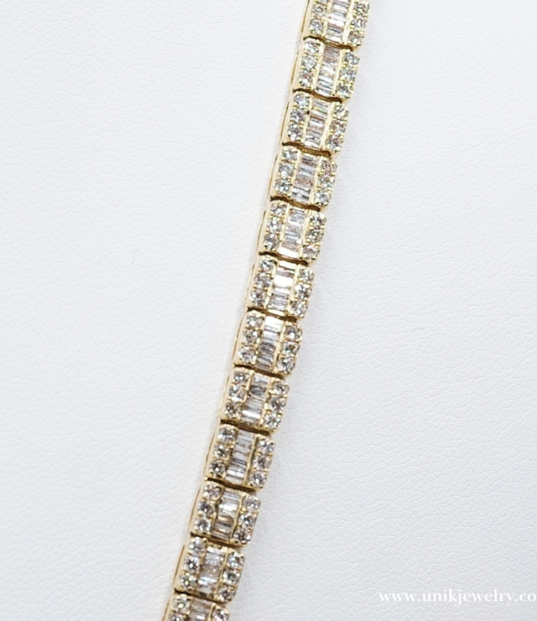 5.5 MM - Tennis Chain - 10K - 22¨ - Baguette Diamonds