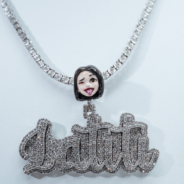 Dije  - Oro 10K con diamantes