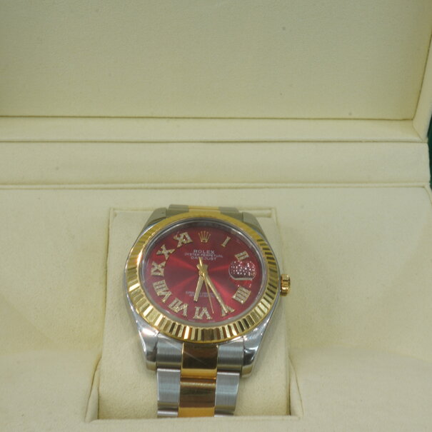 Rolex Datejust 116333 Bicolor 41 mm – Esfera Roja con Números Romanos y Diamantes