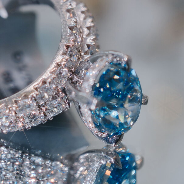 DUO Anillo-BLUE CENTER LAB-14K -3.01CTW-1.55CTW