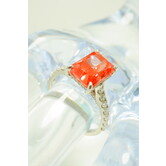 Anillo Pink Center con Diamante Rosa 3.06 ct y Banda con Diamantes de Laboratorio – Oro Blanco 14K | Unik Jewelry