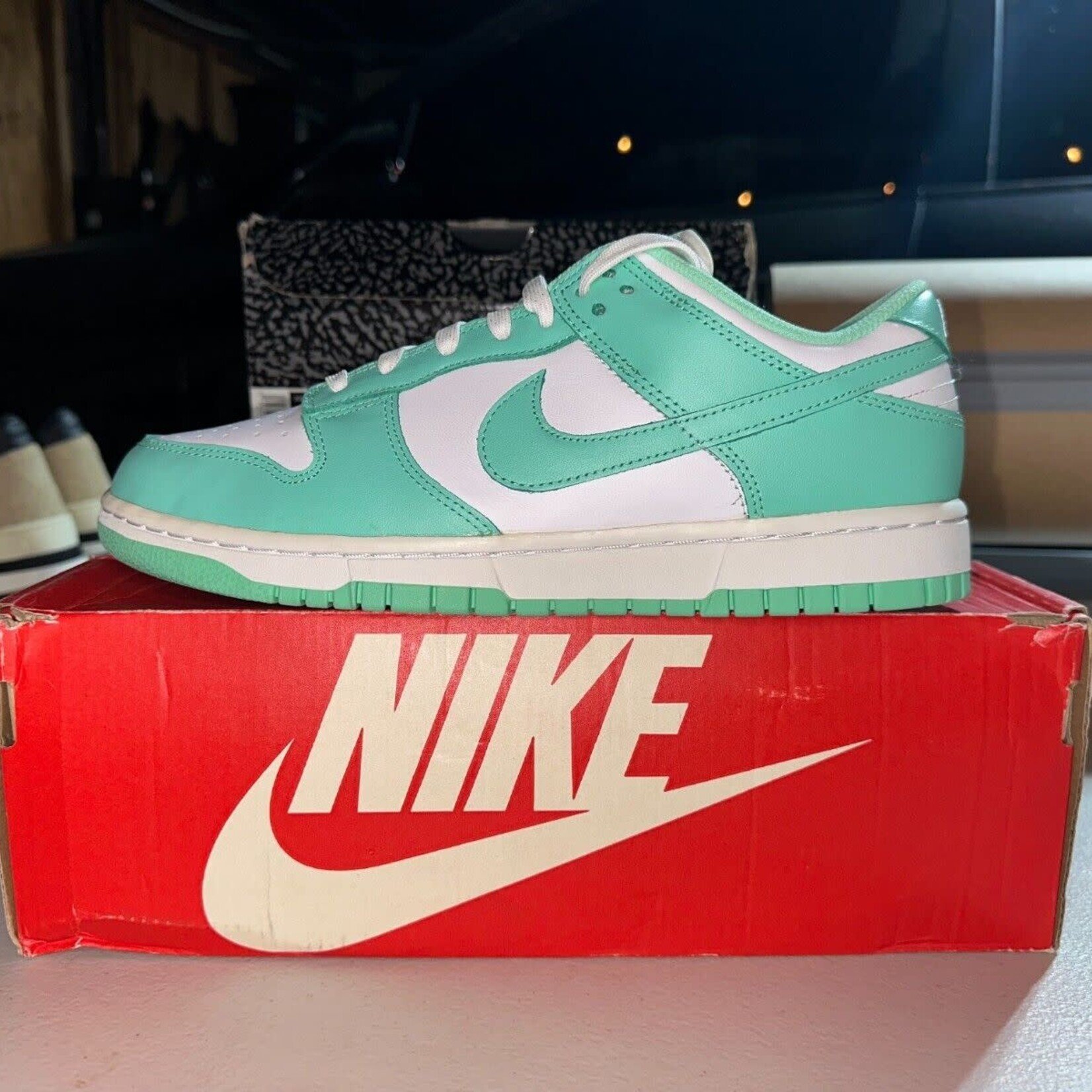 Nike Nike Dunk Low Green Glow