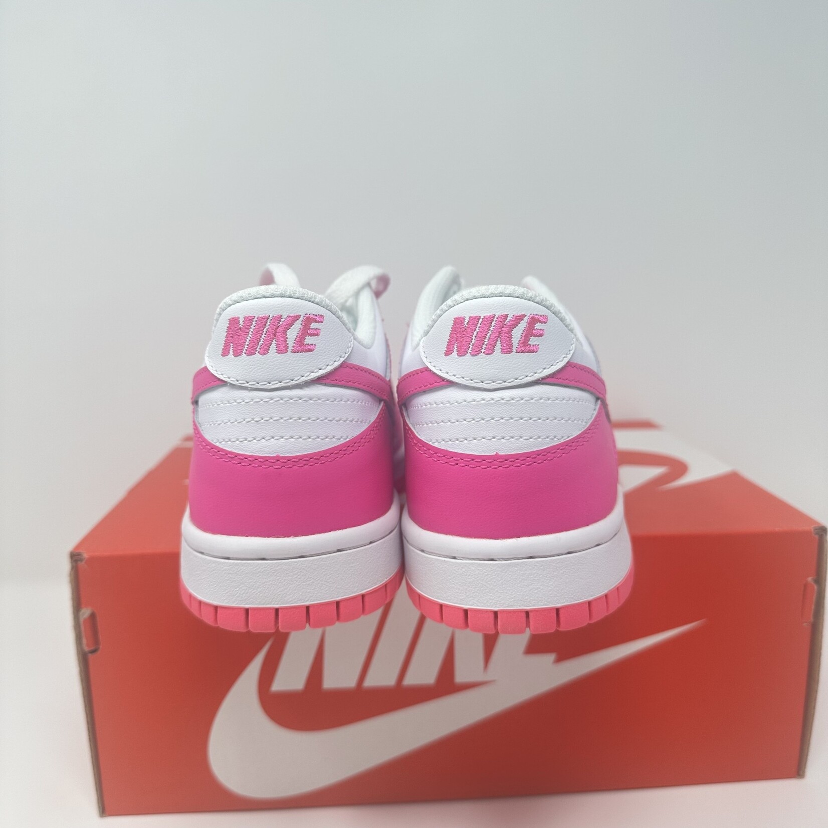 Nike Nike Dunk Low Laser Fuchsia (GS)