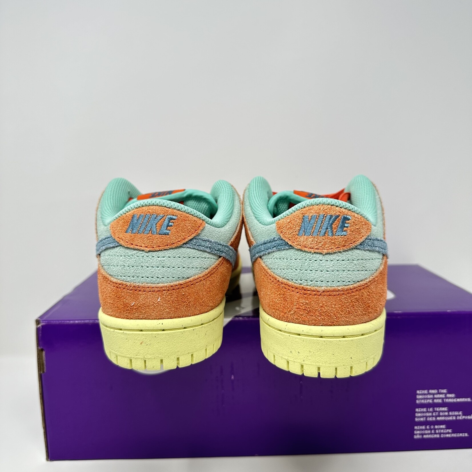 Nike Nike SB Dunk Low Orange Emerald Rise